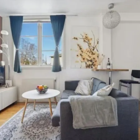 Koselig Studioleilighet Eget Kjokken Og Bad Lägenhet *